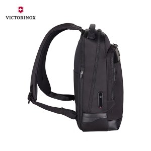 VICTORINOX 维氏瑞士军刀 背提包（黑色611804）（专柜发货）